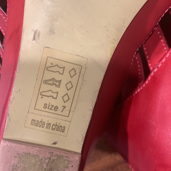 FREAT GLADIATOR STYLE SANDALS in RED 7 - Picture 4 of 5